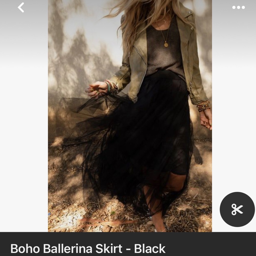 Three Bird Nest Boho ballerina black tiered tulle skirt. Size M. NWT